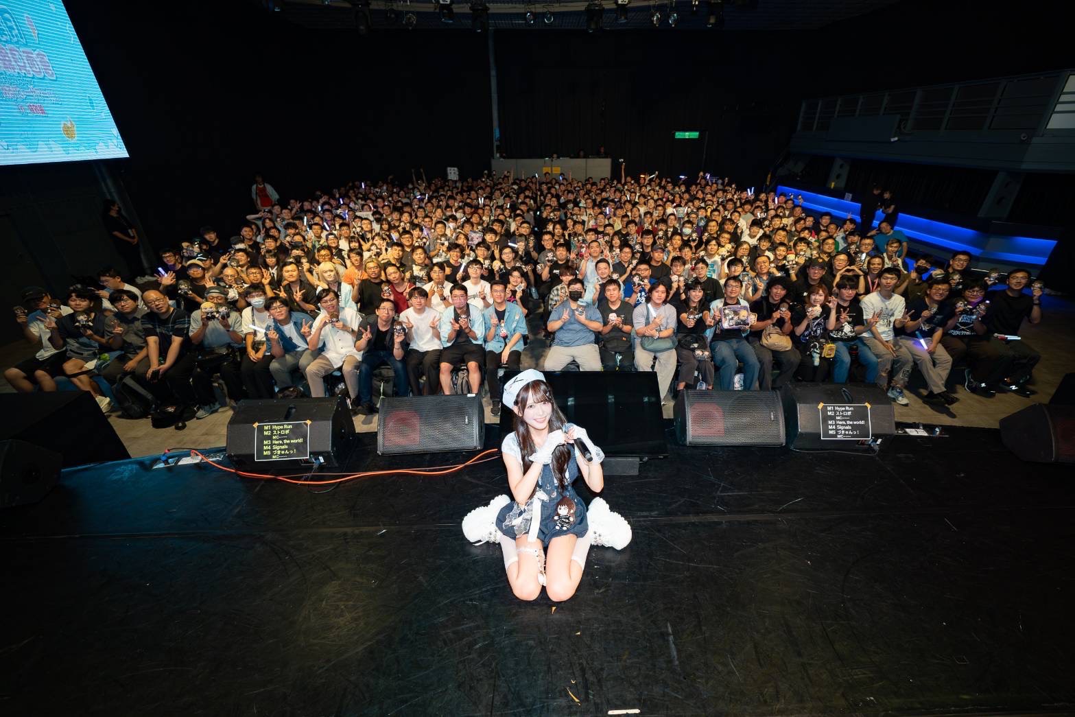 Hazuki Sorada with fans in Taipei